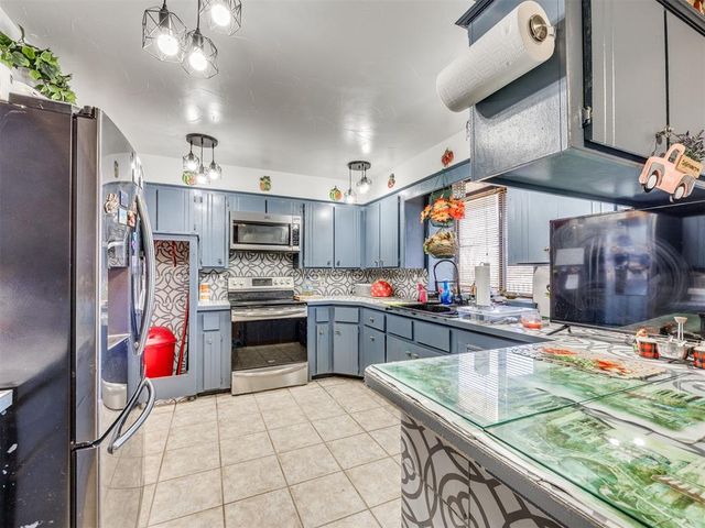 6624 Woodridge Avenue, Oklahoma City, OK 73132