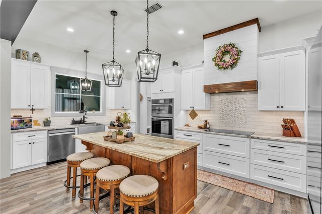 919 Watercrest Road, West Union, SC 29696