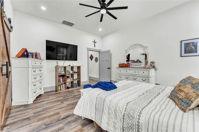 919 Watercrest Road, West Union, SC 29696