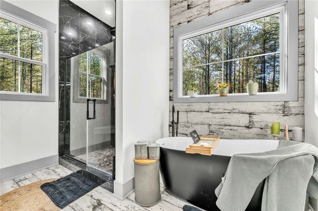 919 Watercrest Road, West Union, SC 29696