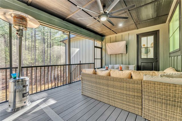 919 Watercrest Road, West Union, SC 29696