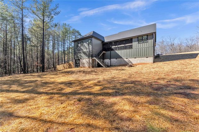 919 Watercrest Road, West Union, SC 29696