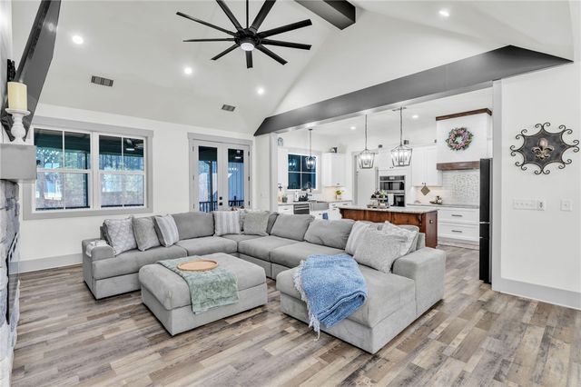 919 Watercrest Road, West Union, SC 29696