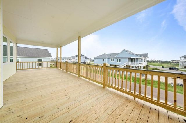 22805 Miramar Circle, Galveston, TX 77554