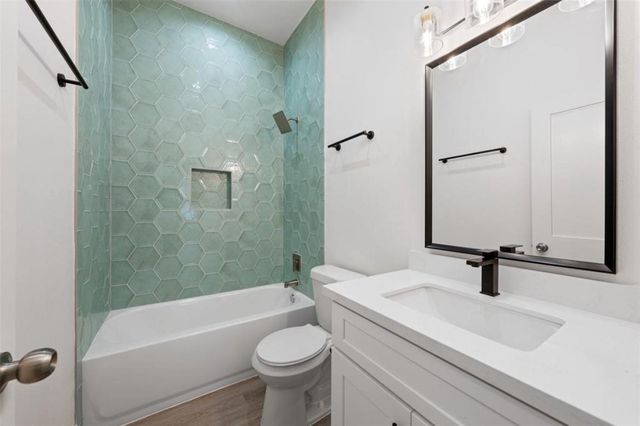 22805 Miramar Circle, Galveston, TX 77554