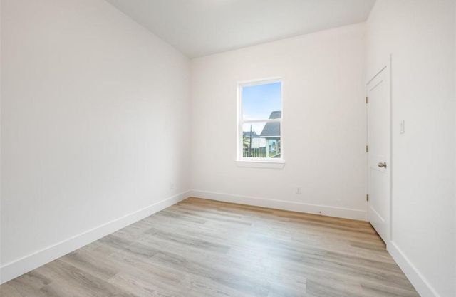 22805 Miramar Circle, Galveston, TX 77554