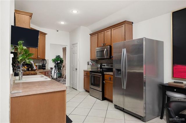 4106 Santa Olivia Street, Mission, TX 78572