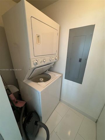 18201 Collins Avenue 608, Sunny Isles Beach, FL 33160