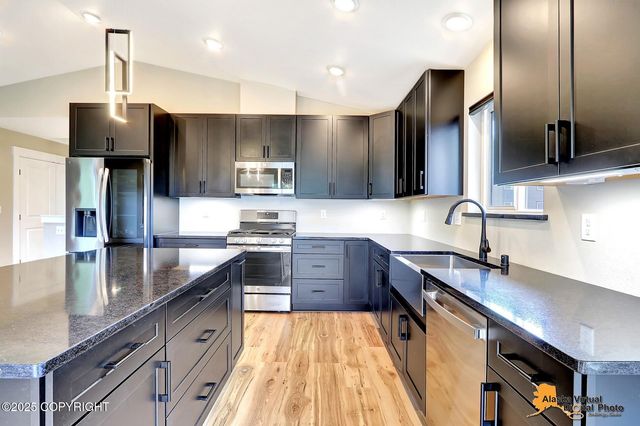 9402 Grey Owl Way, Eagle River, AK 99577