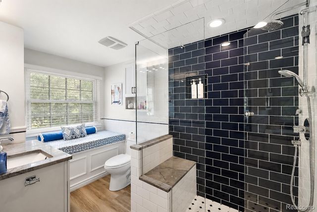 232 Guilford Road, Bloomfield Hills, MI 48304