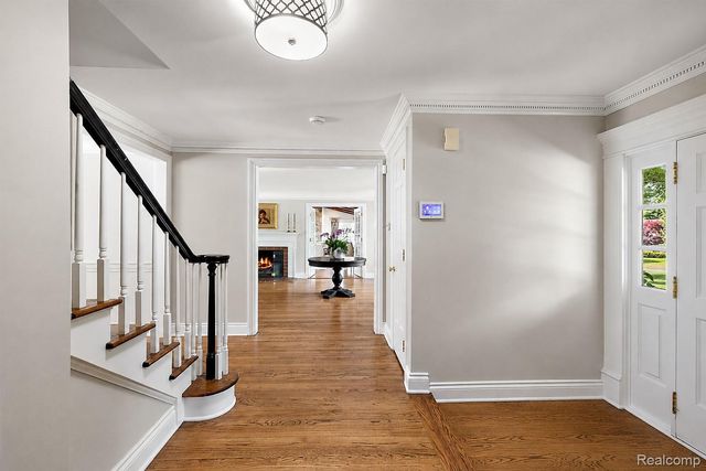 232 Guilford Road, Bloomfield Hills, MI 48304