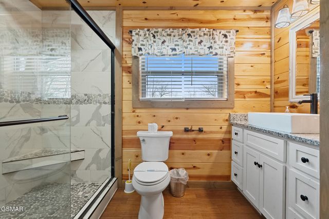 1041 Vista Drive, Gatlinburg, TN 37738