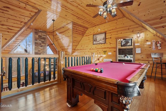 1041 Vista Drive, Gatlinburg, TN 37738