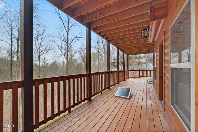1041 Vista Drive, Gatlinburg, TN 37738