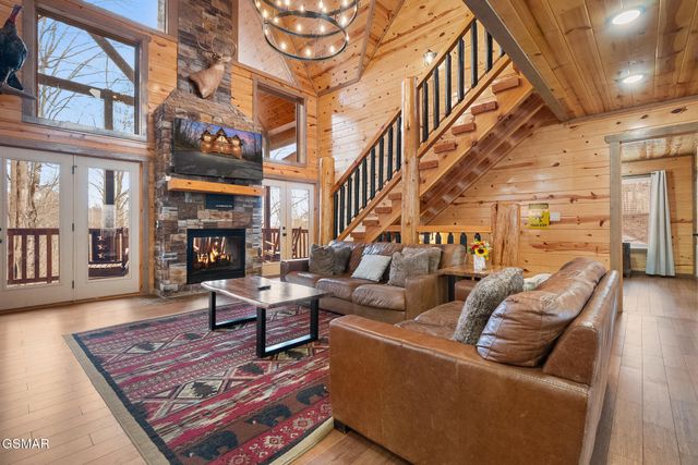 1041 Vista Drive, Gatlinburg, TN 37738