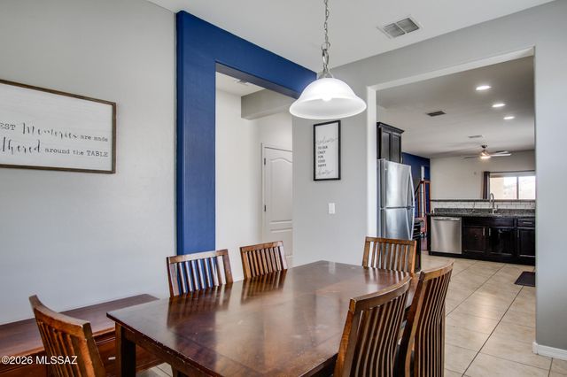 11278 W Folsom Point Drive, Marana, AZ 85658