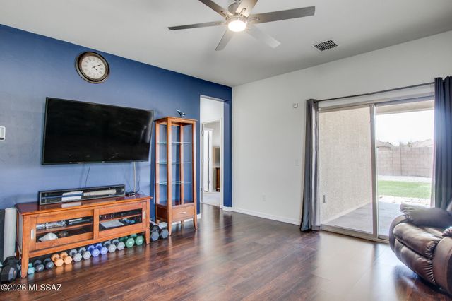 11278 W Folsom Point Drive, Marana, AZ 85658