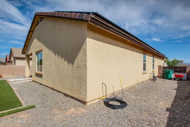 11278 W Folsom Point Drive, Marana, AZ 85658