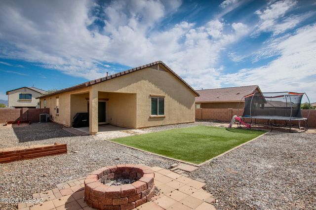 11278 W Folsom Point Drive, Marana, AZ 85658