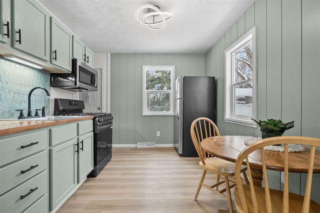 122 Creekview Drive, Battle Creek, MI 49037