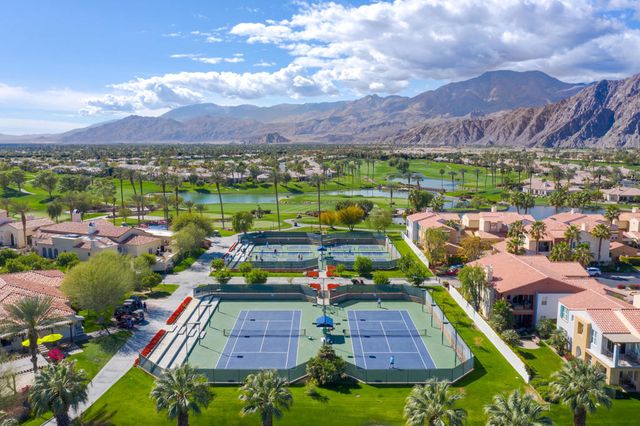 80271 Via Tesoro, La Quinta, CA 92253