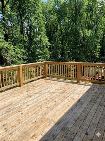 3211 Thrasher Circle, Decatur, GA 30032