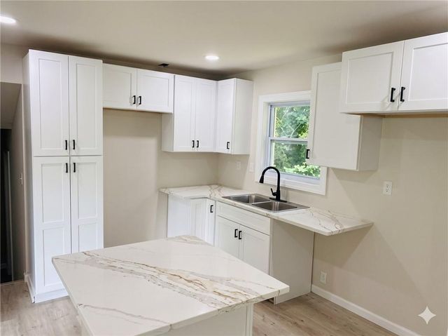 3211 Thrasher Circle, Decatur, GA 30032