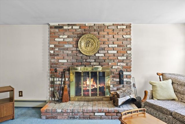 10 Lincoln Ave, Warren, RI 02885
