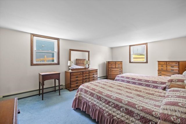 10 Lincoln Ave, Warren, RI 02885