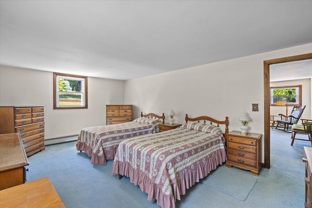 10 Lincoln Ave, Warren, RI 02885