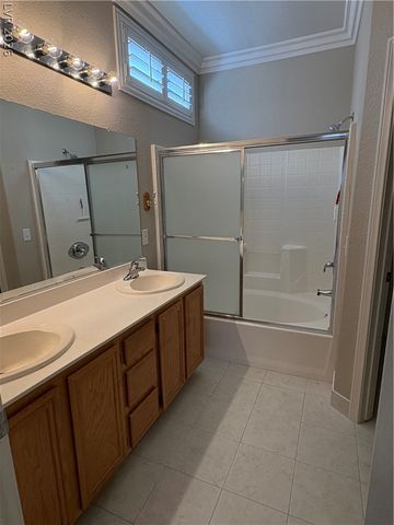 249 Walnut Village Lane, Henderson, NV 89012