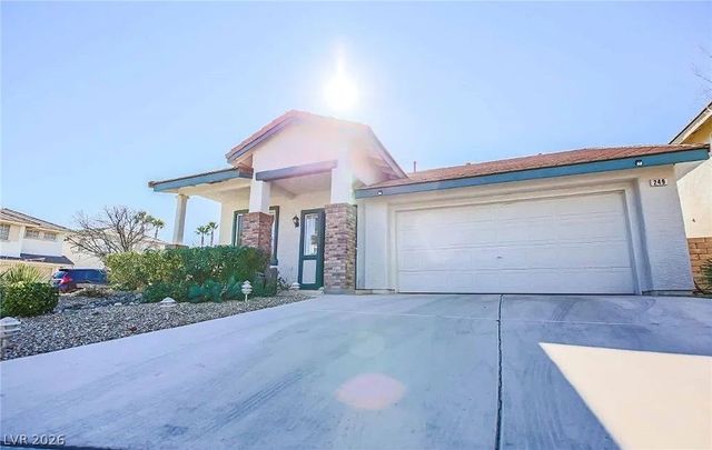 249 Walnut Village Lane, Henderson, NV 89012