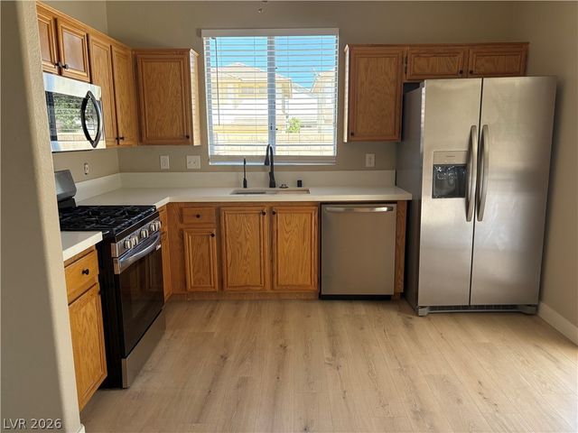 249 Walnut Village Lane, Henderson, NV 89012