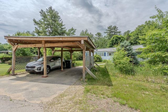 10 Knights Lane, Epsom, NH 03234