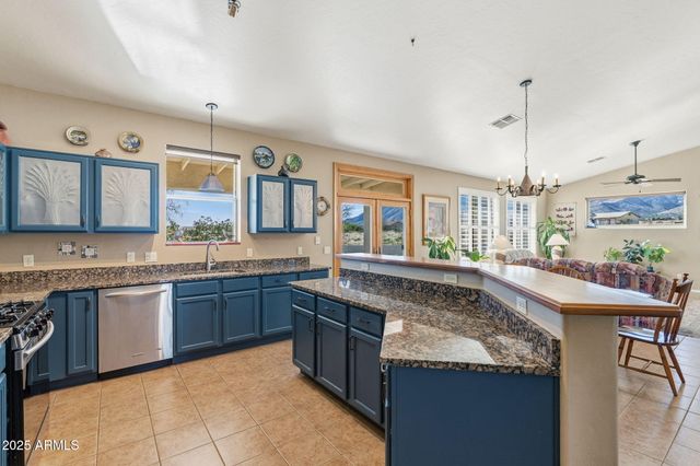 5860 E BLUE OAK Court, Hereford, AZ 85615