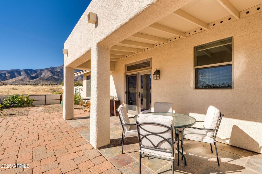 Image 34 of property listing at 5860 E BLUE OAK Court, Hereford, AZ 85615
