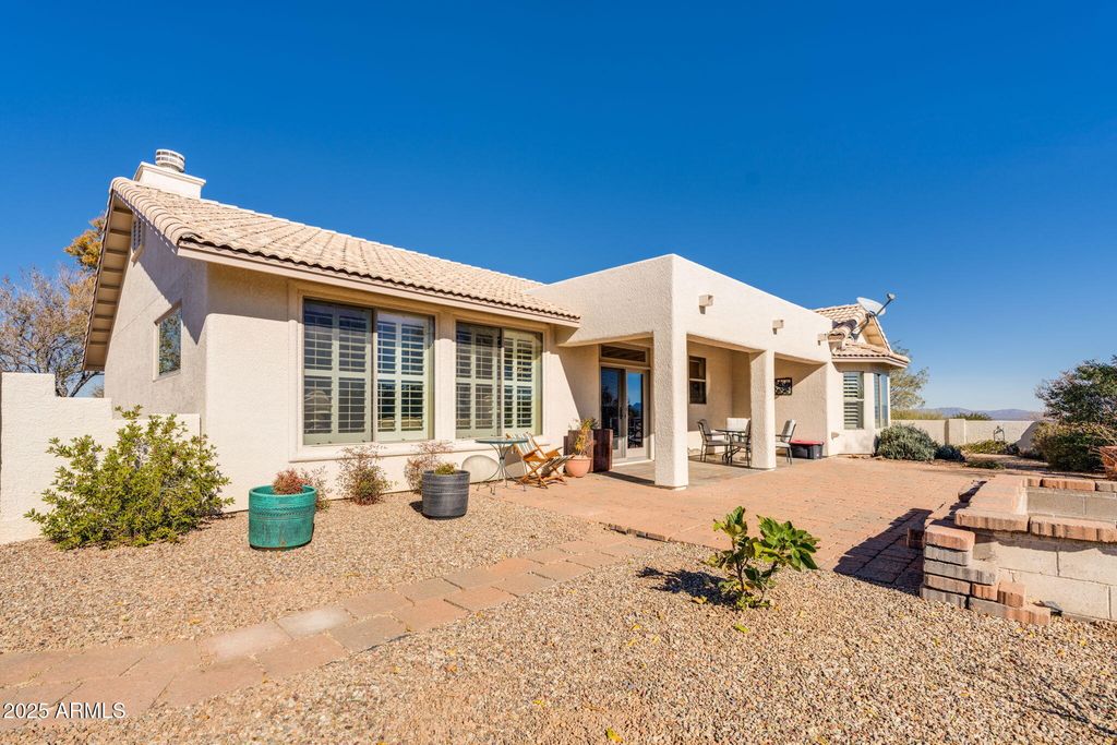 Image 36 of property listing at 5860 E BLUE OAK Court, Hereford, AZ 85615