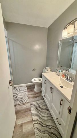 1004 Paradise Road 3N, Swampscott, MA 01907