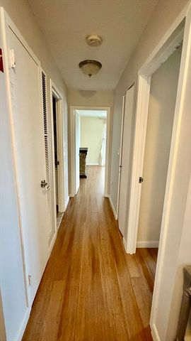 1004 Paradise Road 3N, Swampscott, MA 01907