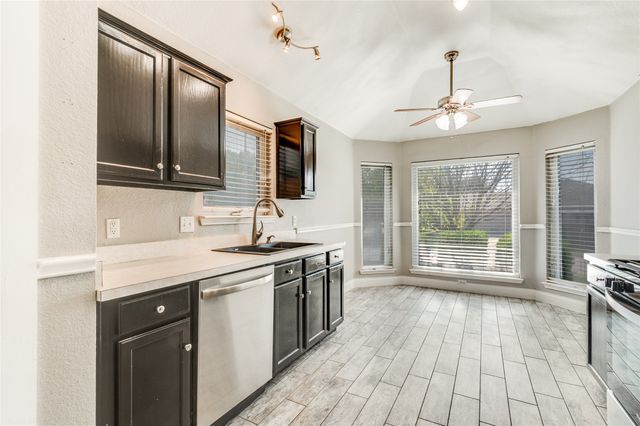 600 Jamie Lane, Mansfield, TX 76063