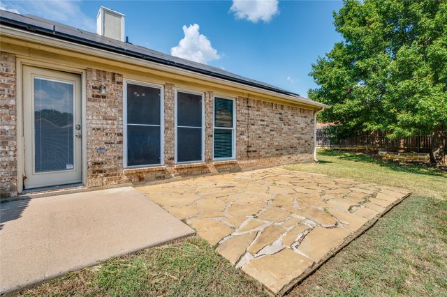 600 Jamie Lane, Mansfield, TX 76063