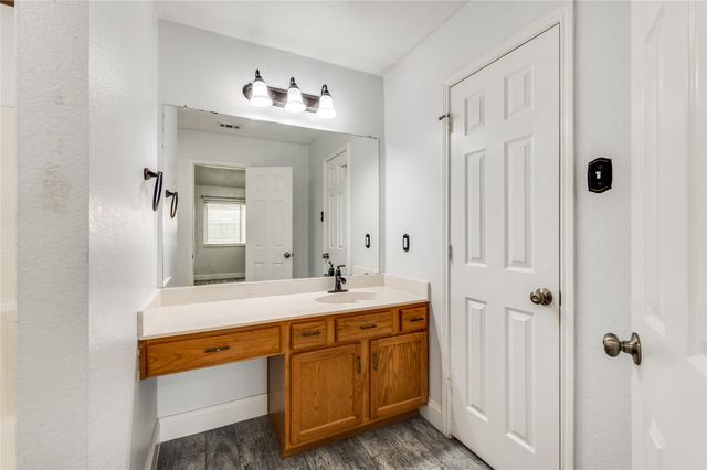 600 Jamie Lane, Mansfield, TX 76063
