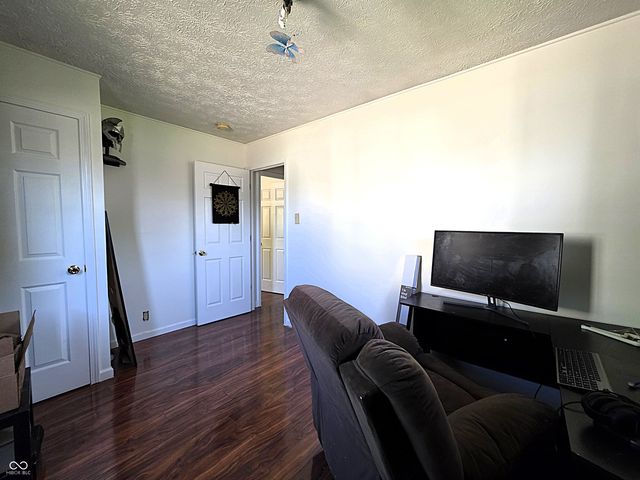 504 Carol Drive, Greenwood, IN 46143