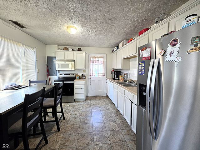 504 Carol Drive, Greenwood, IN 46143