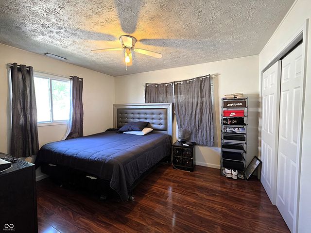 504 Carol Drive, Greenwood, IN 46143