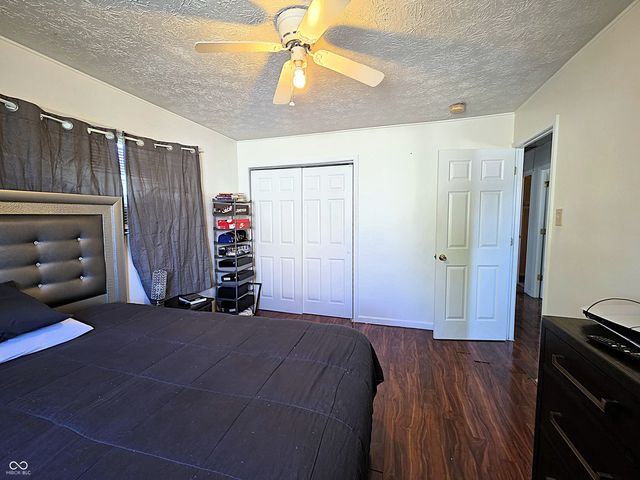 504 Carol Drive, Greenwood, IN 46143