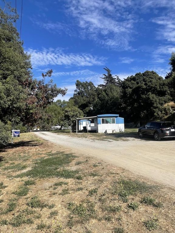 Image 1 of property listing at 760 El Camino Real, Salinas, CA 93907