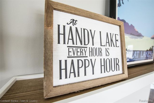 11634 Island Court, Hartland, MI 48353