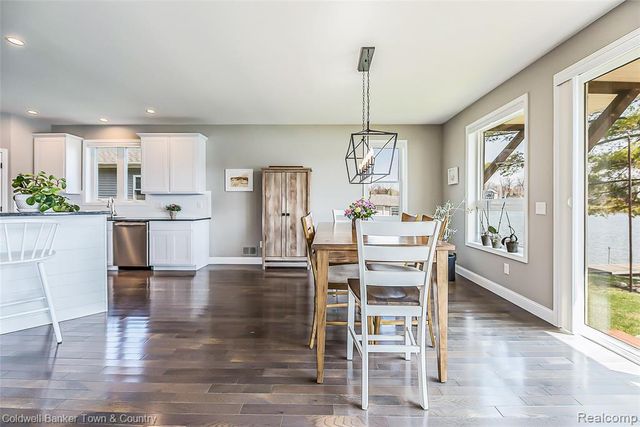 11634 Island Court, Hartland, MI 48353
