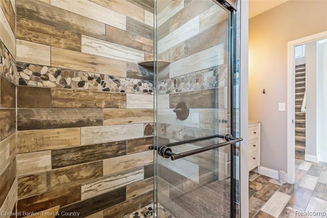 11634 Island Court, Hartland, MI 48353